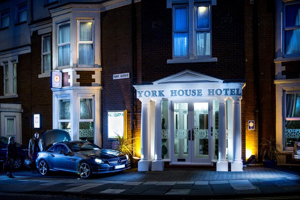 York House Hotel Уитли-Бей Экстерьер фото