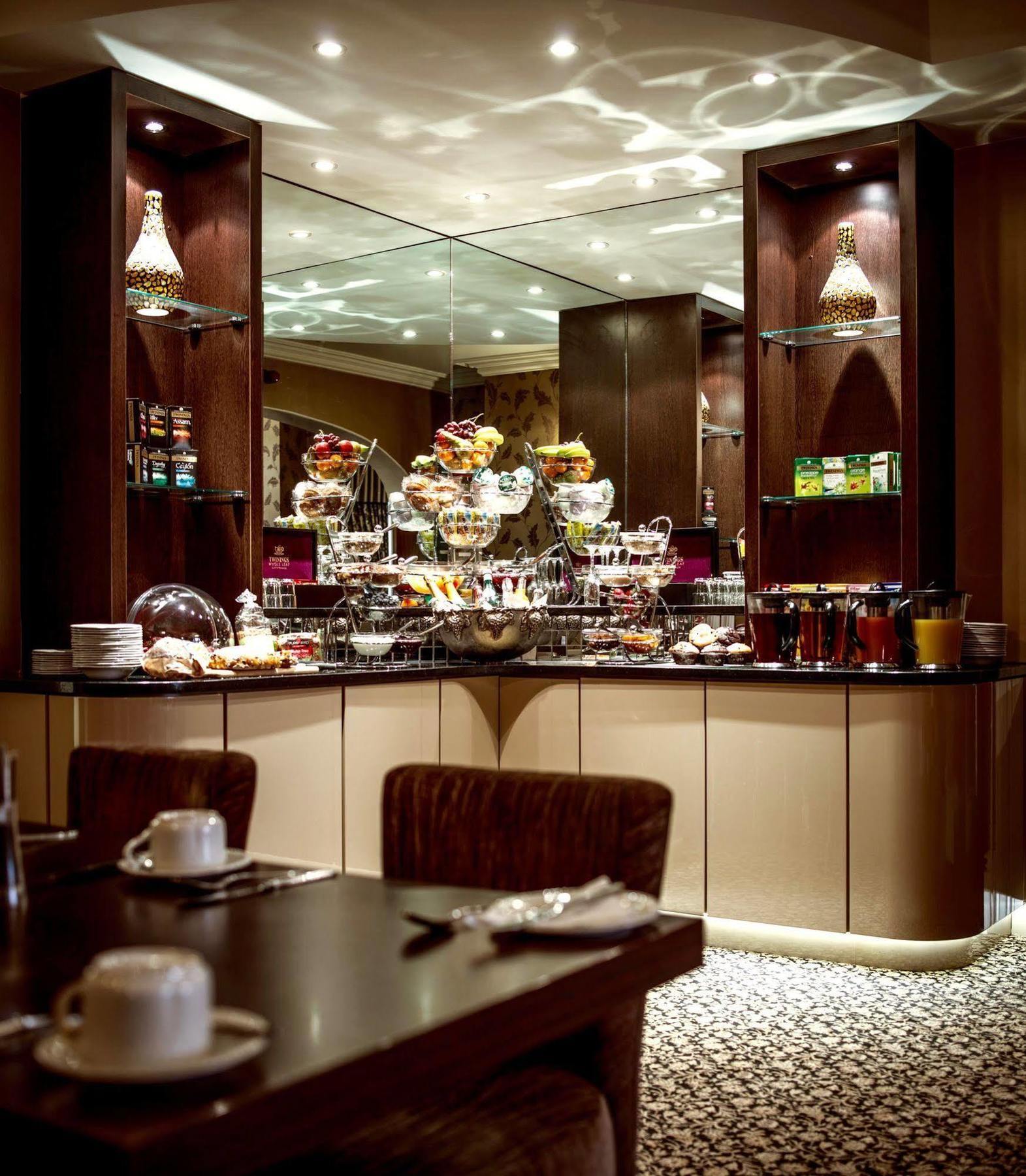 York House Hotel Уитли-Бей Экстерьер фото