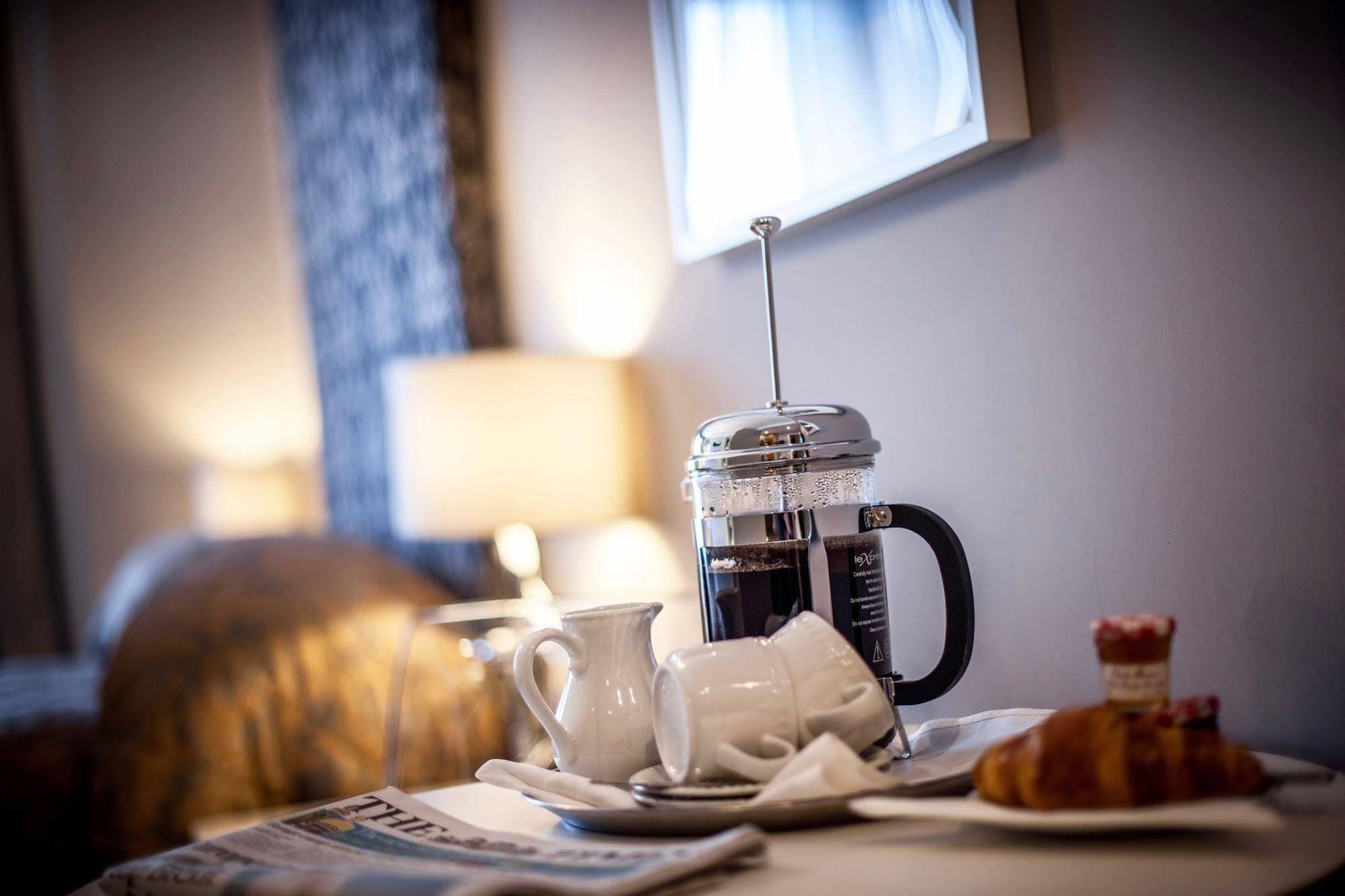 York House Hotel Уитли-Бей Экстерьер фото